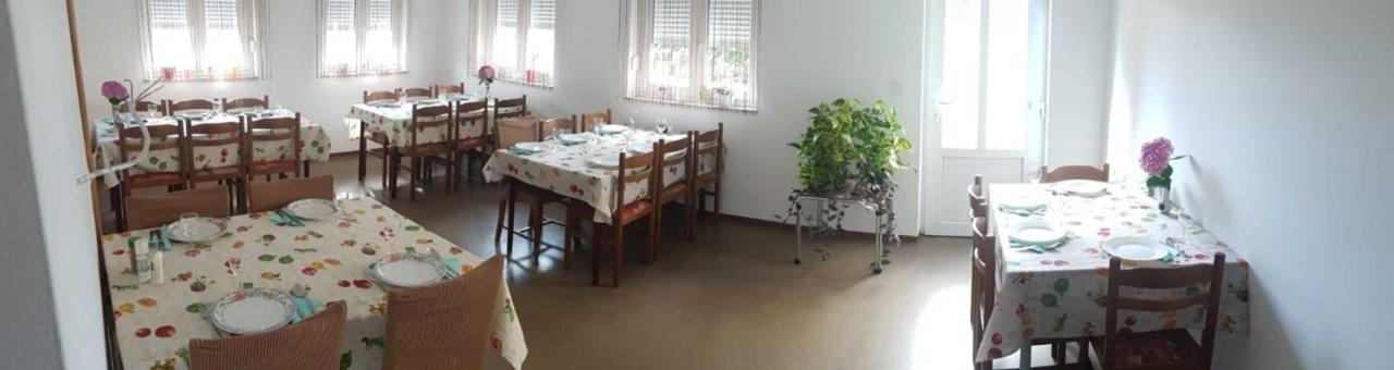 Bed and Breakfast Sobe Mrak Б'єловар Екстер'єр фото